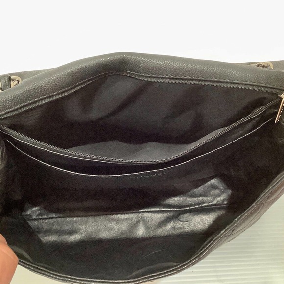 CHANEL MAXI Black Caviar Classic Single Flap Handbag SHW Shoulder Bag - Picture 9 of 16